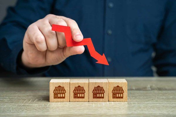 How can PropTech Startups Disrupt the Traditional UK Real Estate Market?